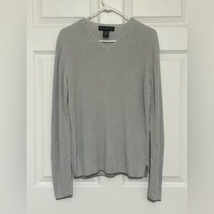 Men's Banana Republic Gray V-Neck Linen Sweater